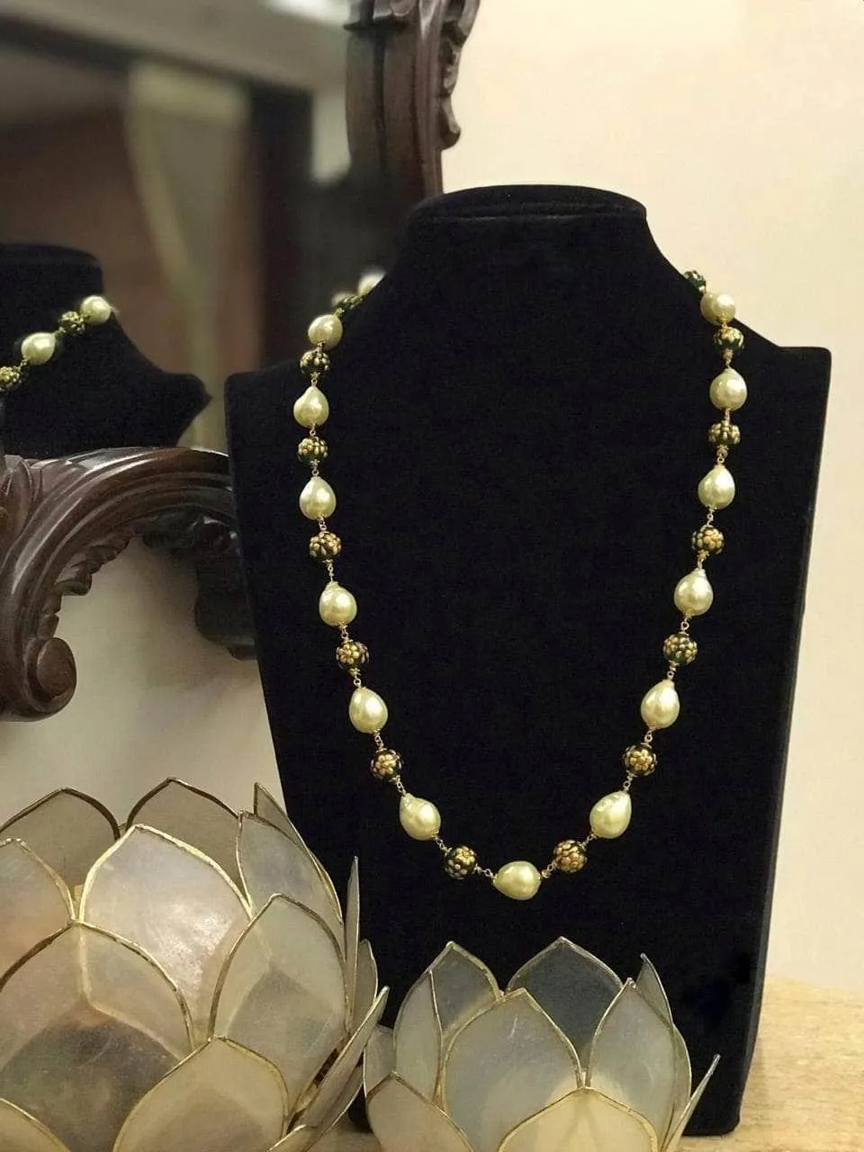 Gunmetal Necklace With Pearl