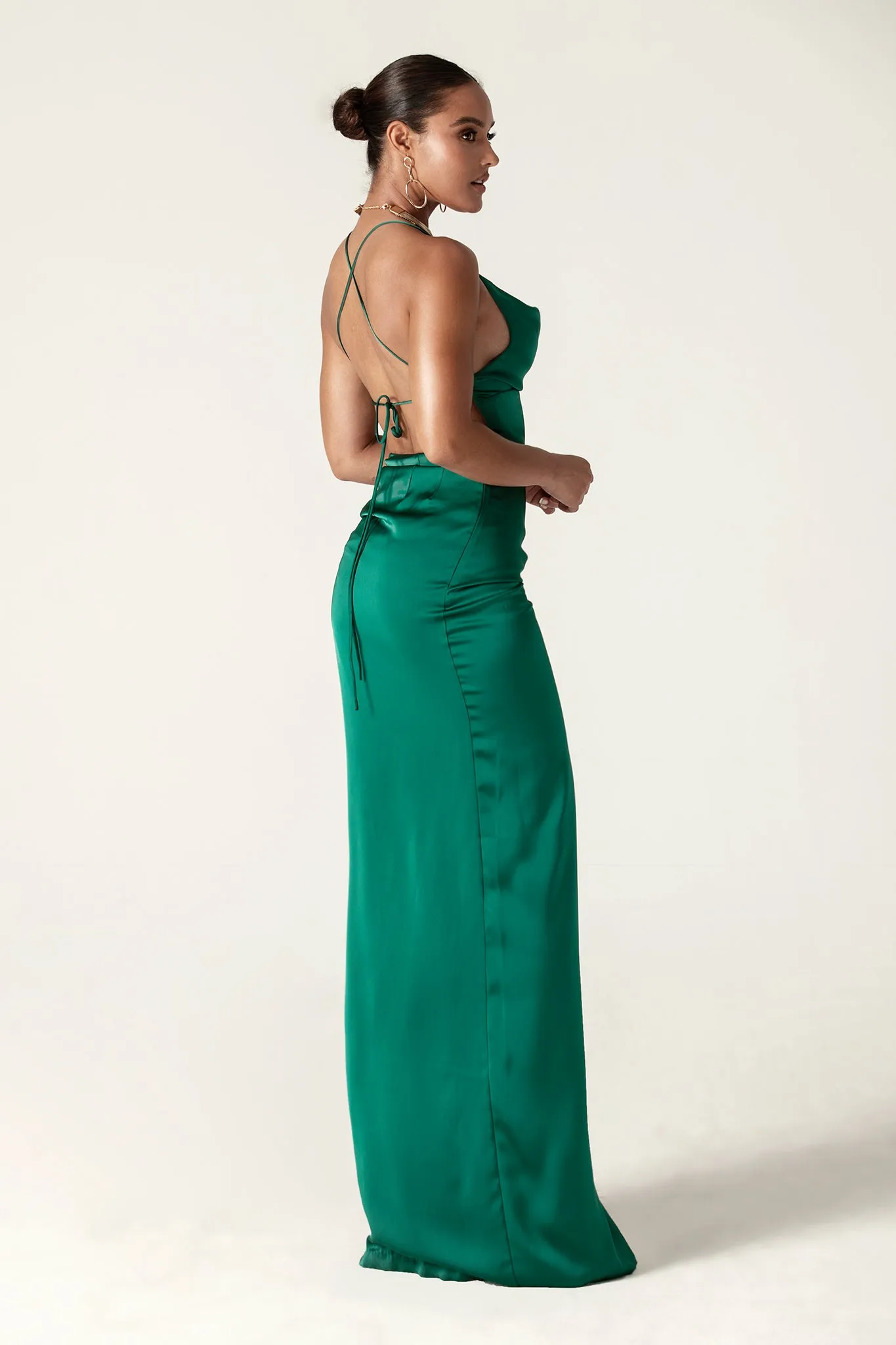 Reva Cowl Neckline Sheath Backless Maxi Dress (Emerald Green)