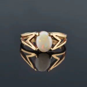 Vintage 14K Gold Art Deco Style Opal Ring